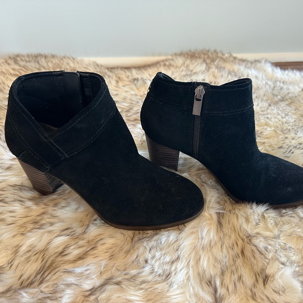 Koolaburra by Ugg amalea booties excellent condition